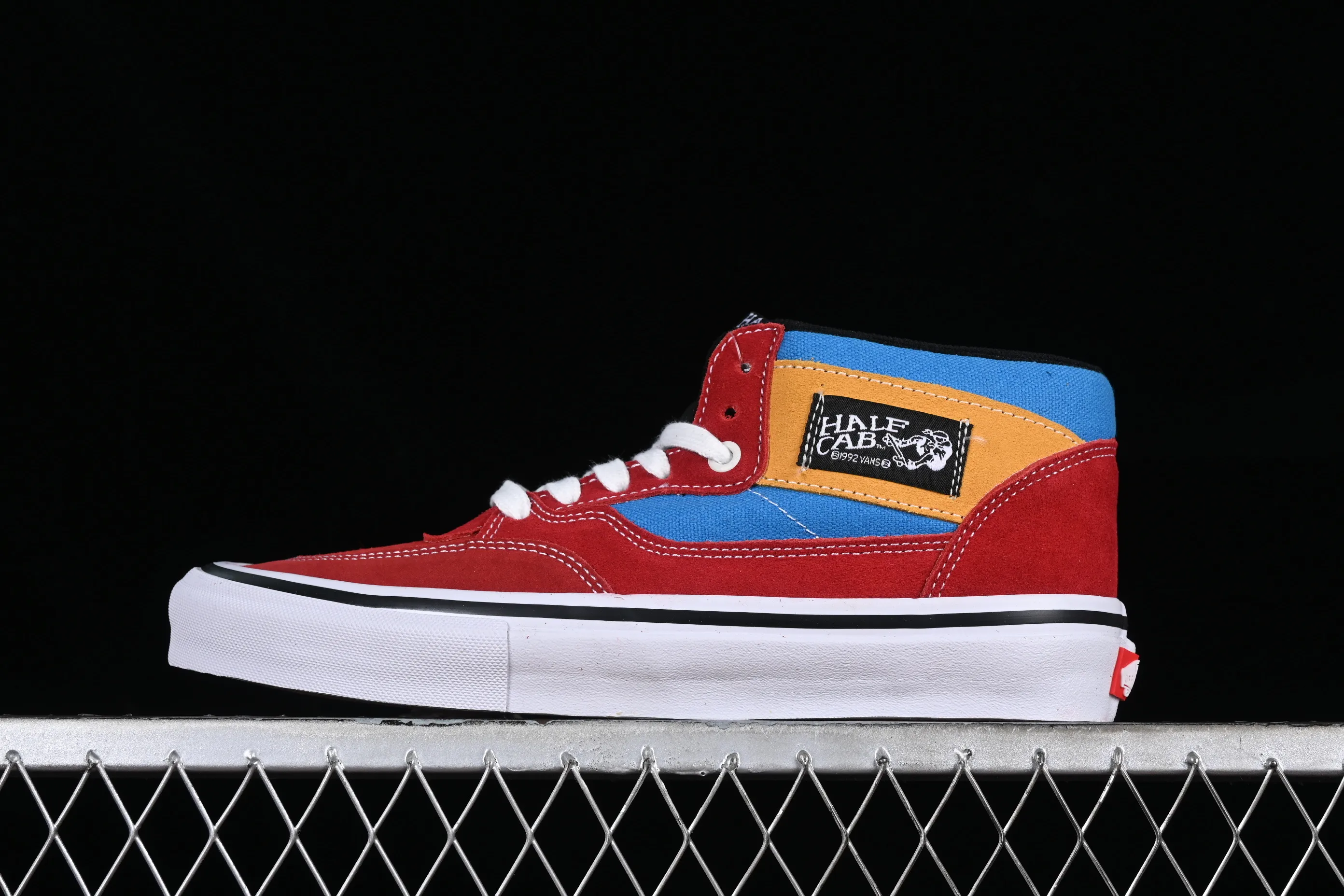 All categories Vans Vans series Vans Mid Vans Zhongbang Vans Half Cab Pro legendary skater signature Zhongbang skateboard shoes VN0A38CPSWQ